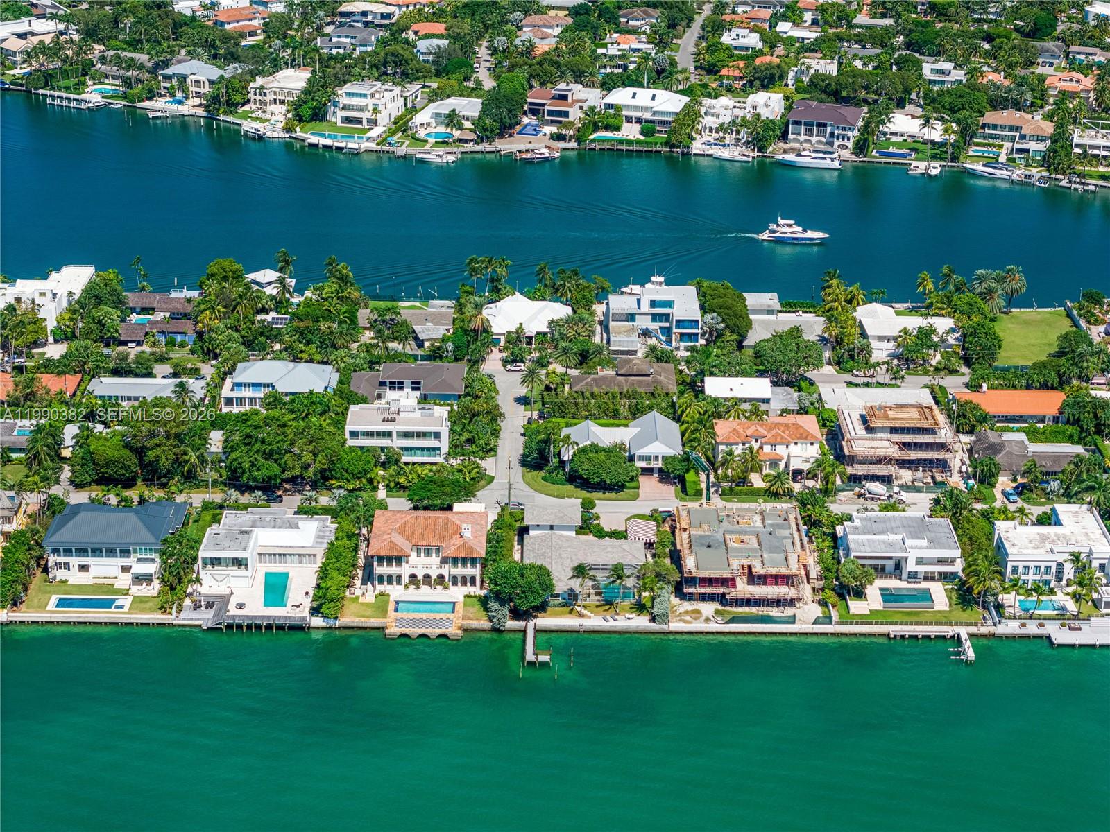 640 S Mashta Dr, Key Biscayne FL 33149