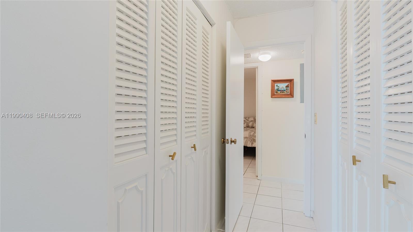 424 SE 10th St #204, Dania Beach FL 33004