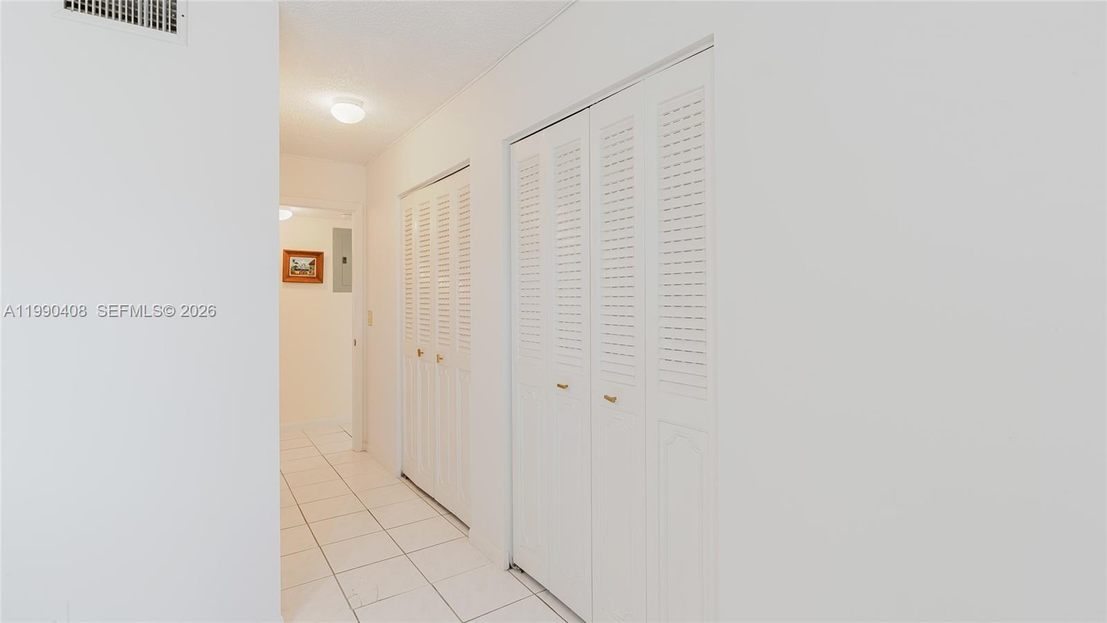 424 SE 10th St #204, Dania Beach FL 33004