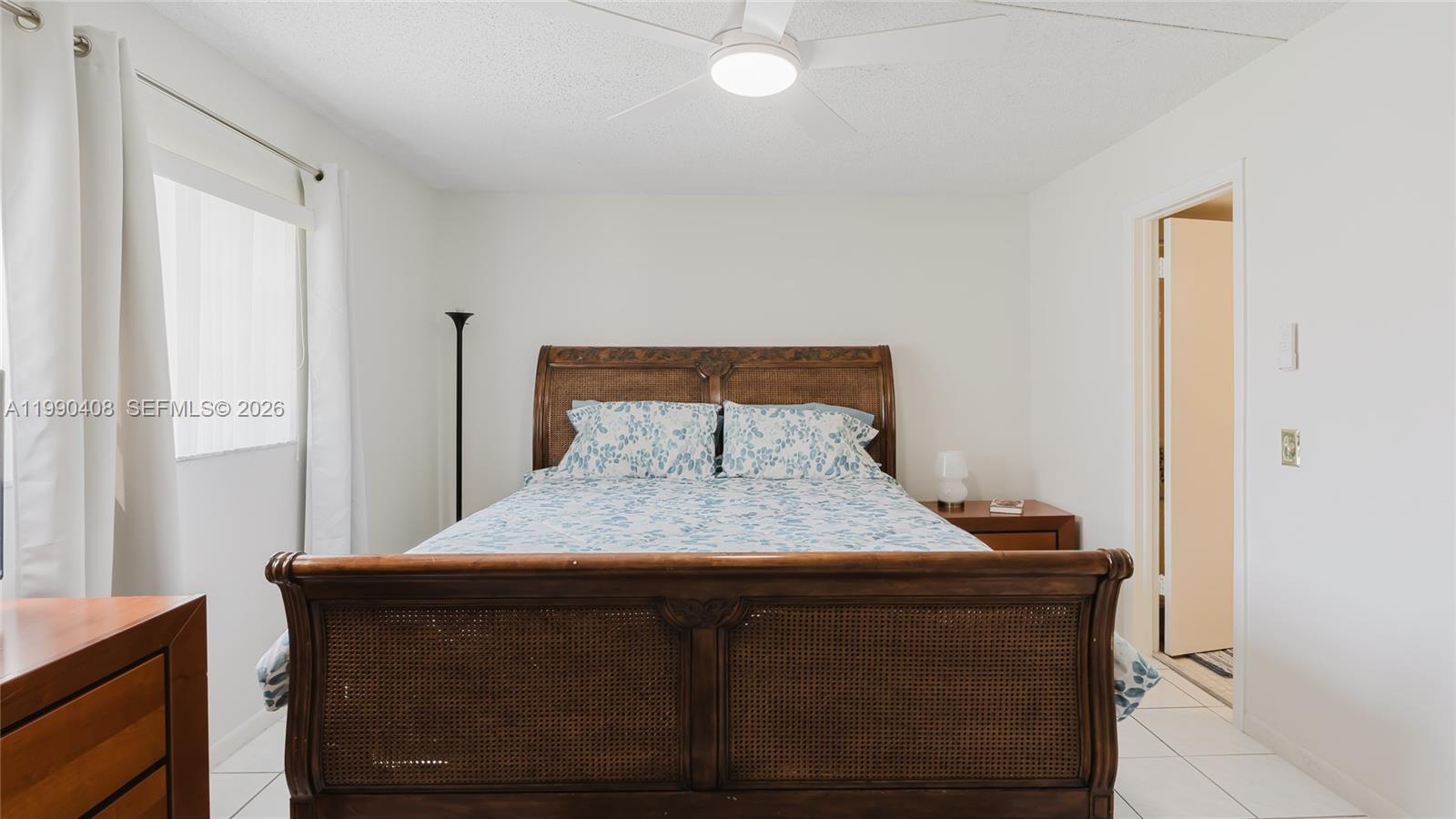 424 SE 10th St #204, Dania Beach FL 33004