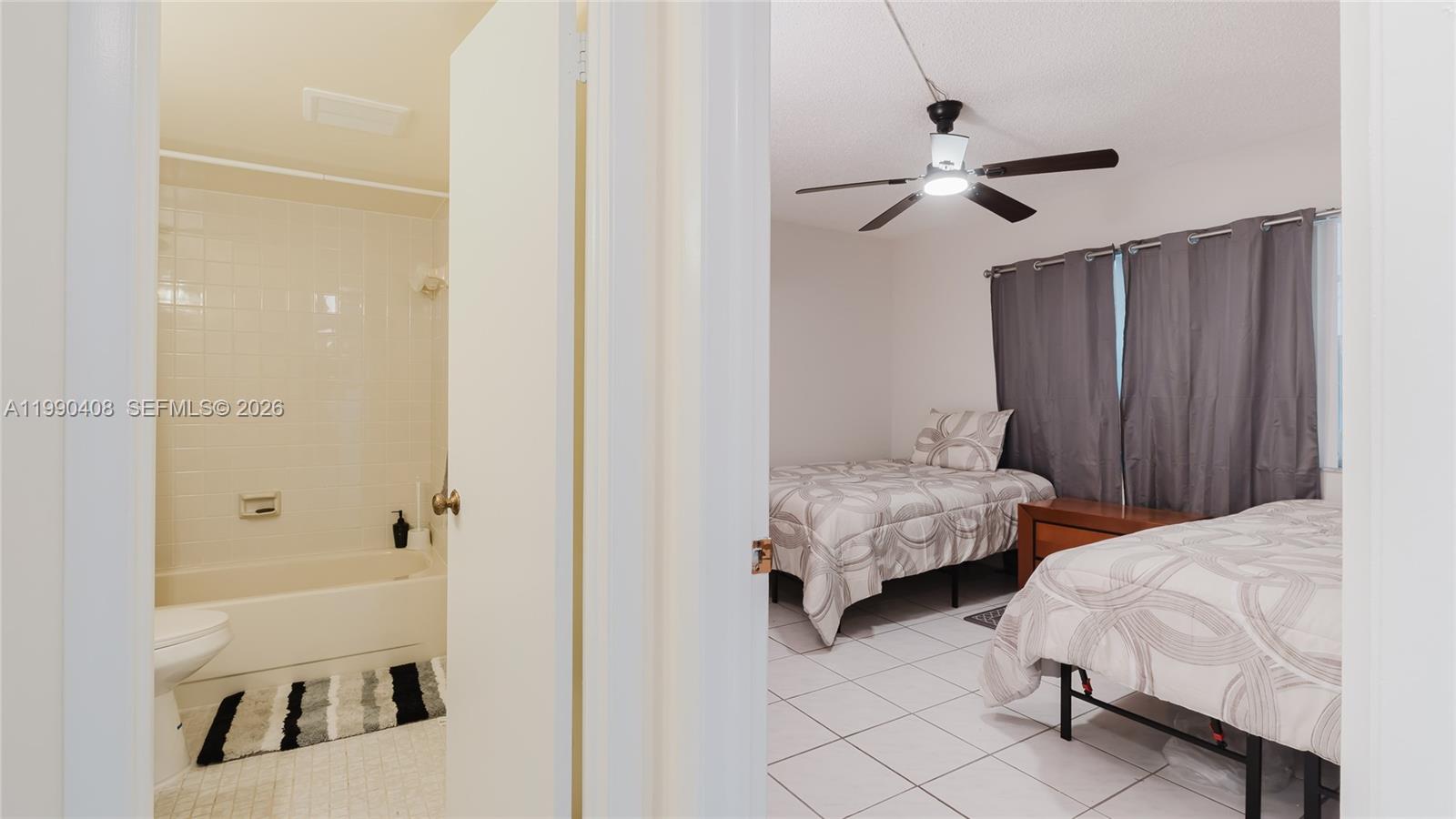 424 SE 10th St #204, Dania Beach FL 33004
