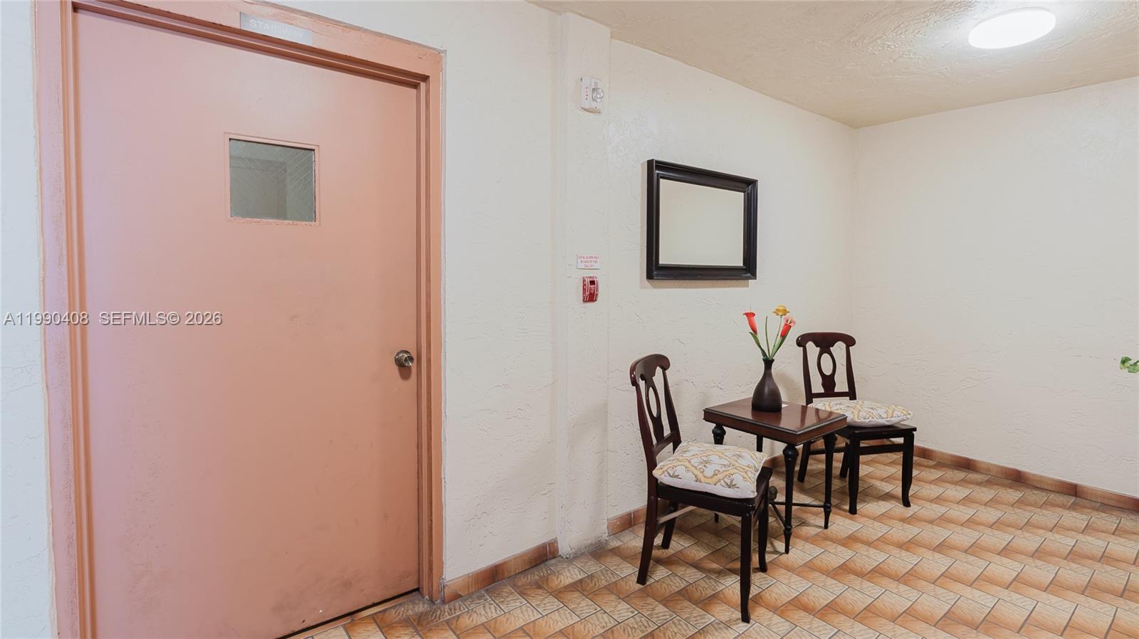 424 SE 10th St #204, Dania Beach FL 33004
