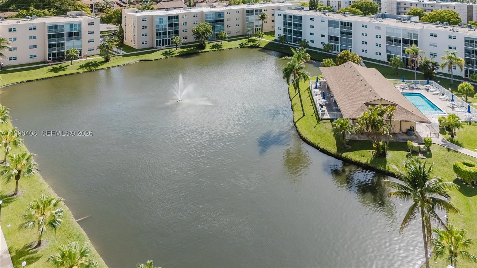 424 SE 10th St #204, Dania Beach FL 33004