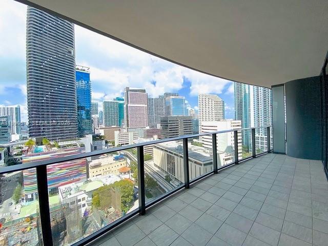 1000 Brickell Plaza #1914, Miami FL 33131