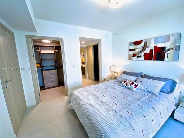 1000 Brickell Plaza #1914, Miami FL 33131