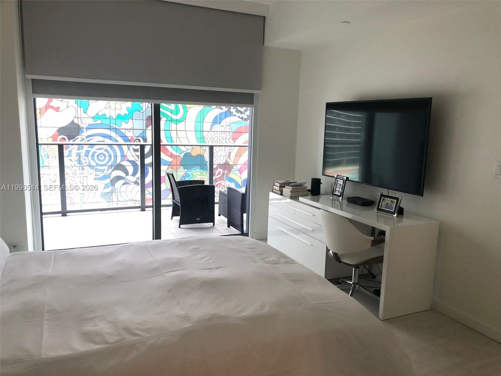 1000 Brickell Plaza #1914, Miami FL 33131
