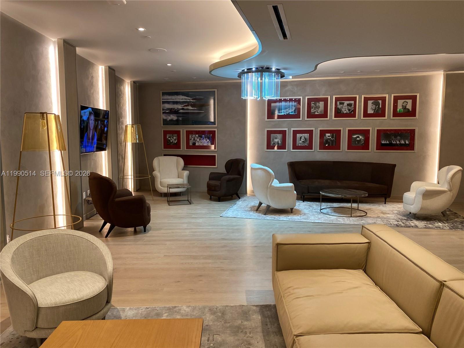 1000 Brickell Plaza #1914, Miami FL 33131