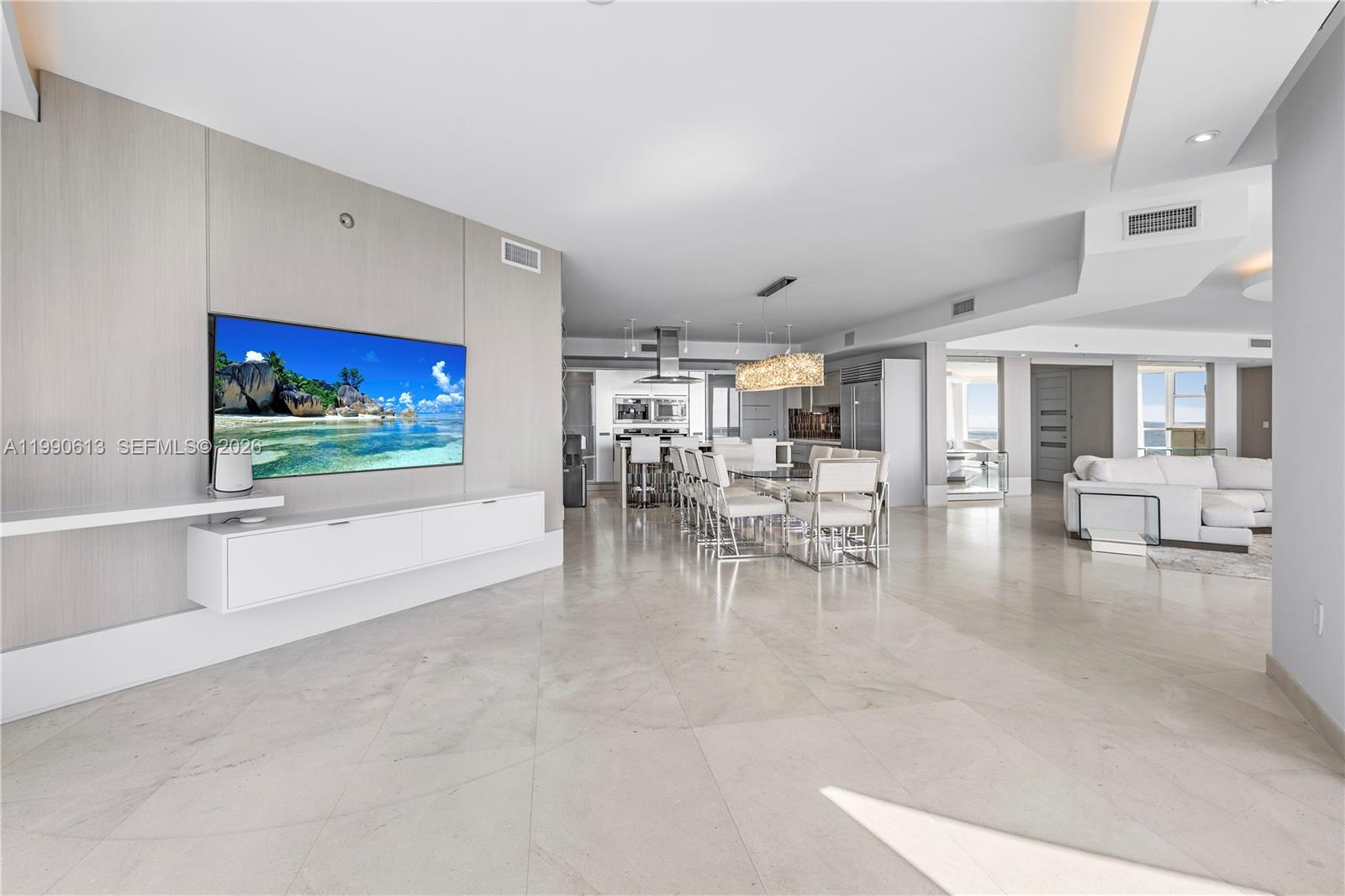 18201 Collins ave #1209, Sunny Isles Beach FL 33160