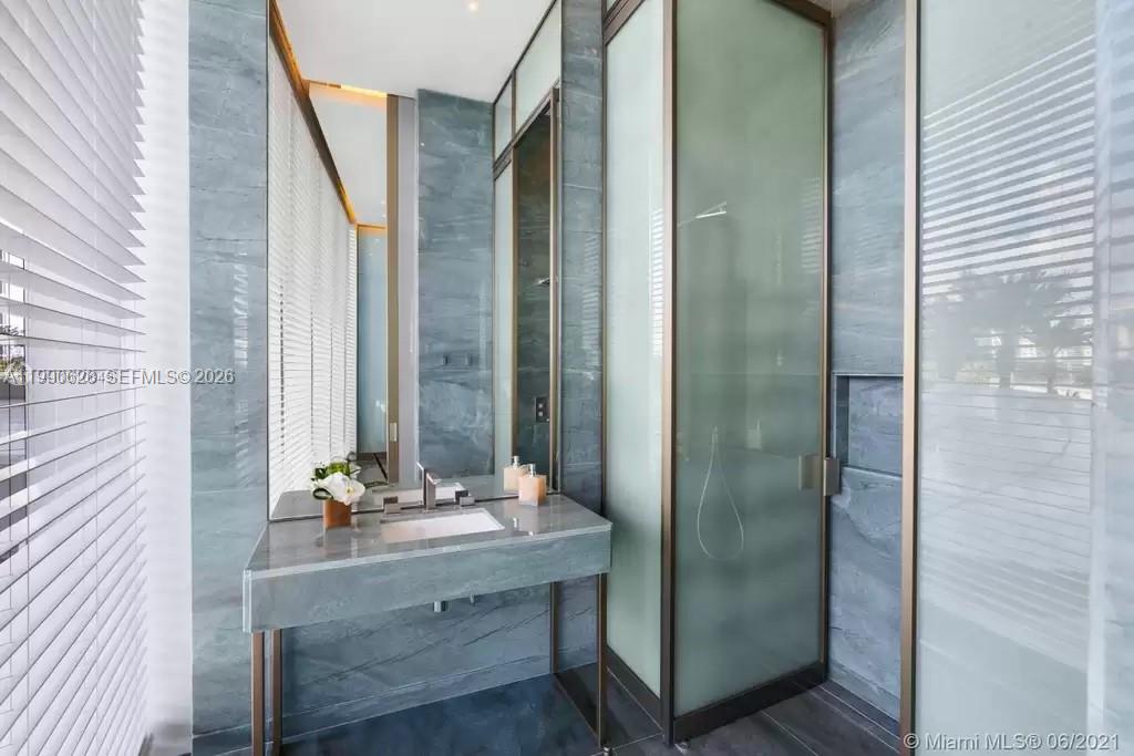 18975 Collins Ave #5103, Sunny Isles Beach FL 33160