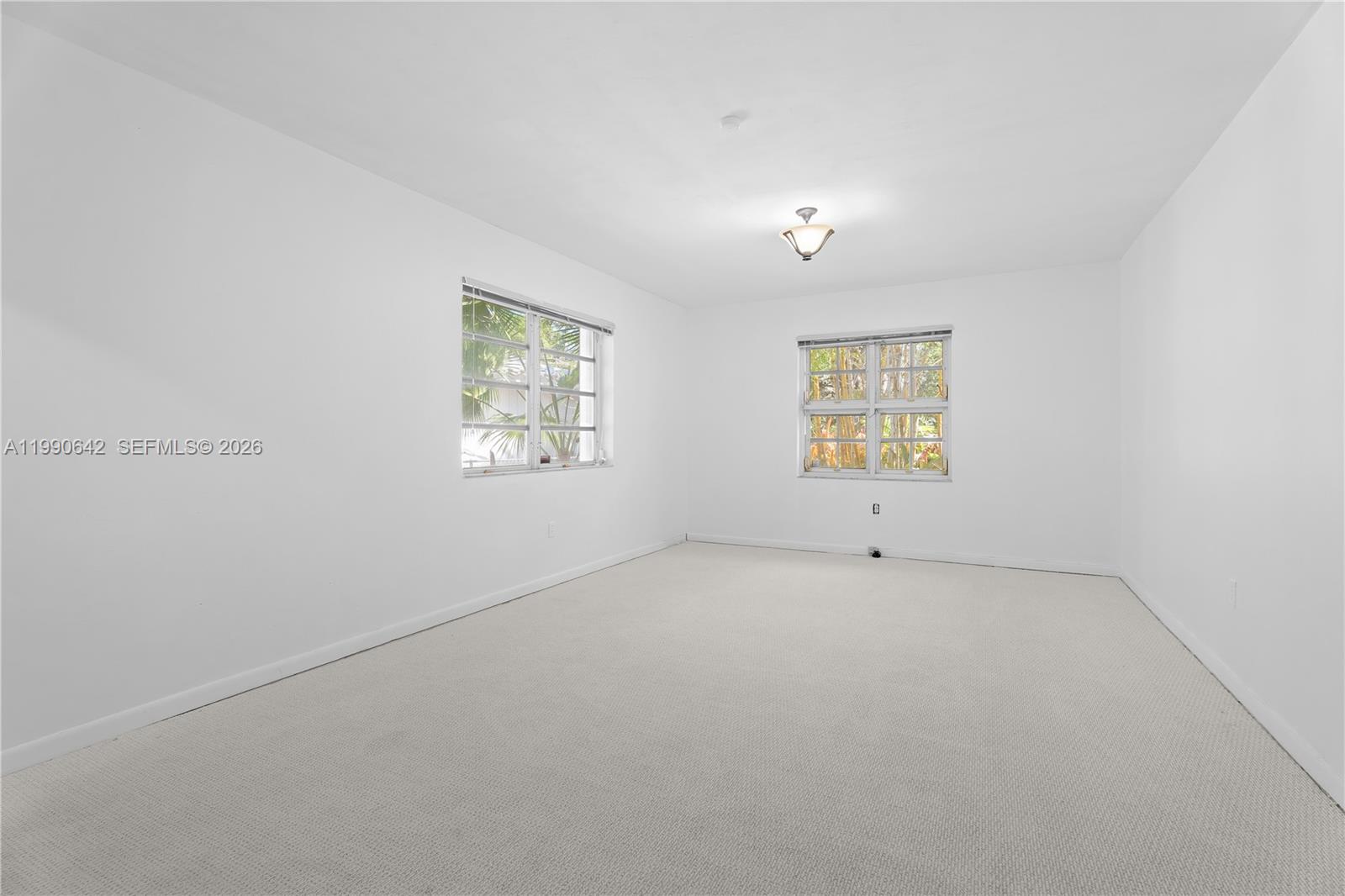 1845 Daytonia Rd, Miami Beach FL 33141