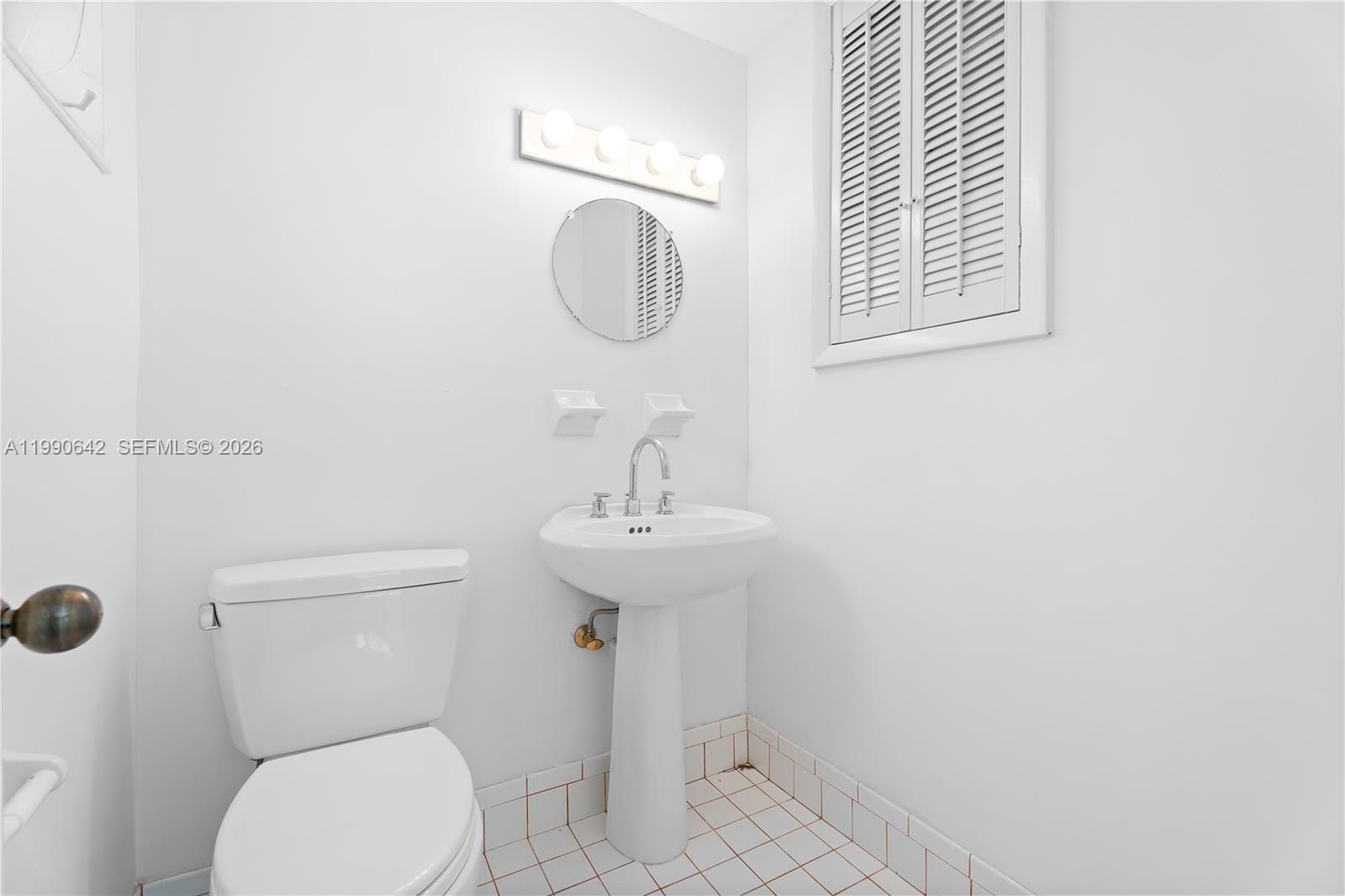 1845 Daytonia Rd, Miami Beach FL 33141