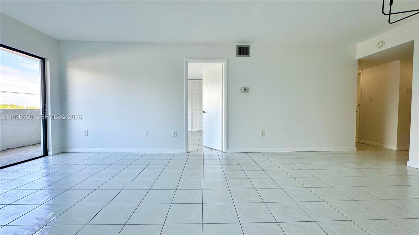 130 S Shore Dr #4B, Miami Beach FL 33141