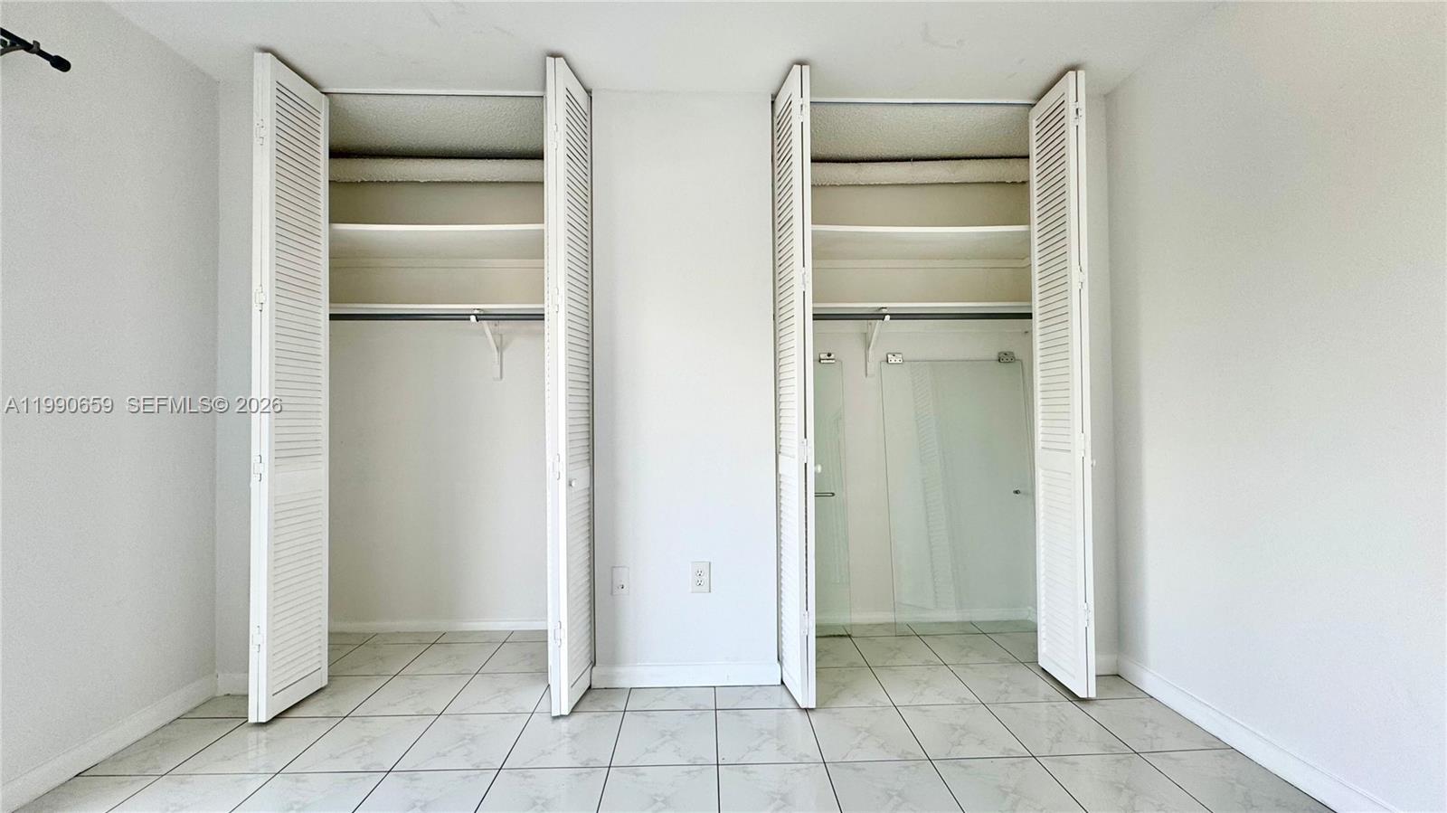 130 S Shore Dr #4B, Miami Beach FL 33141