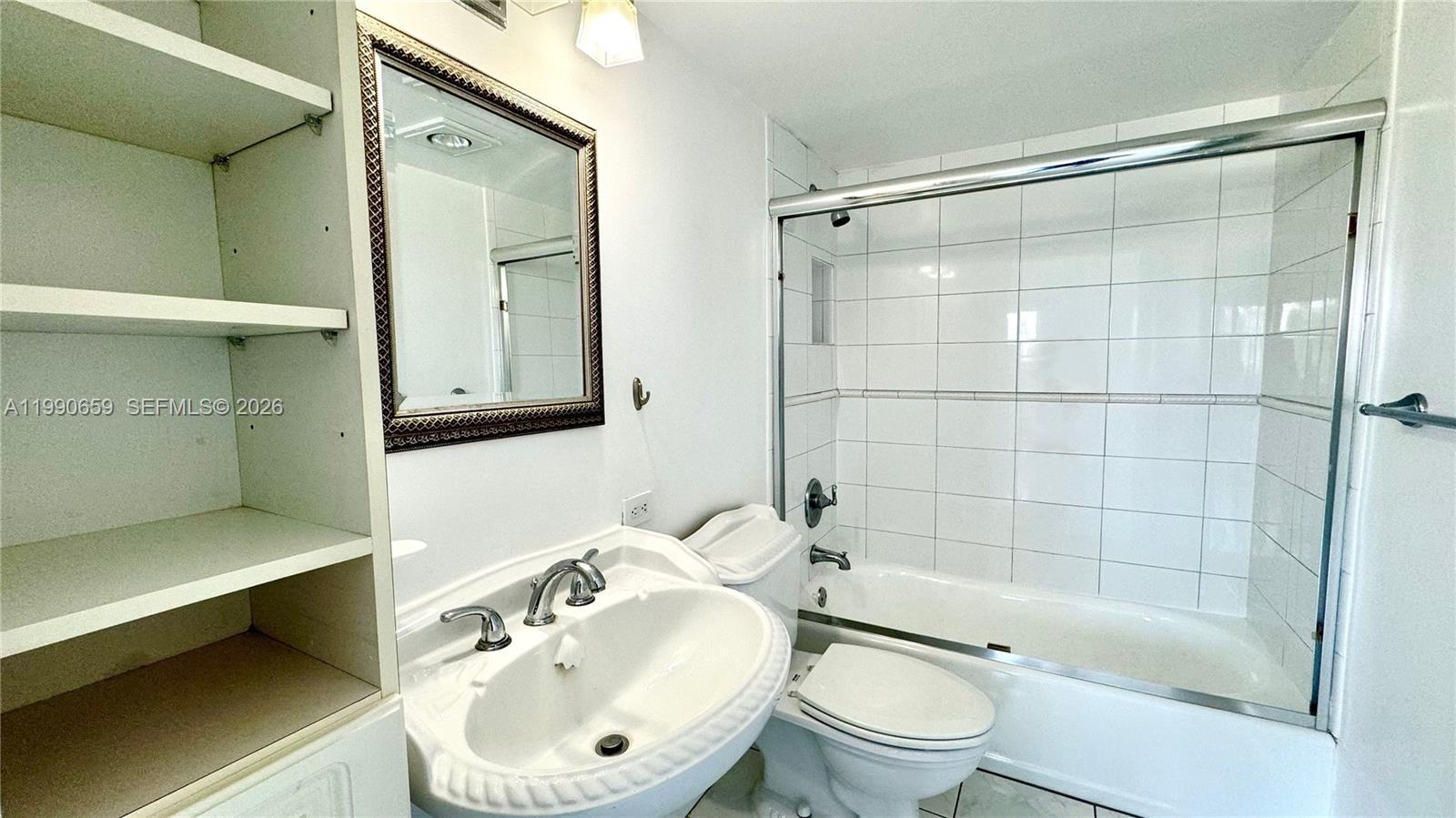 130 S Shore Dr #4B, Miami Beach FL 33141