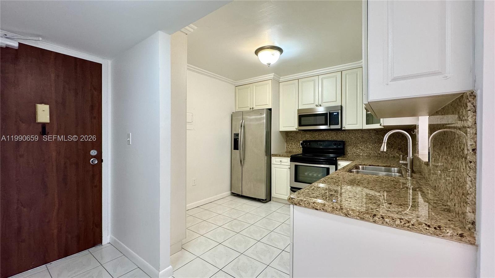 130 S Shore Dr #4B, Miami Beach FL 33141