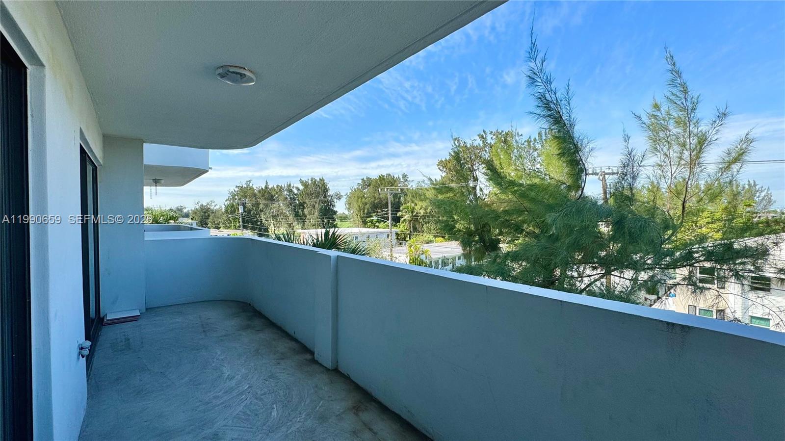 130 S Shore Dr #4B, Miami Beach FL 33141