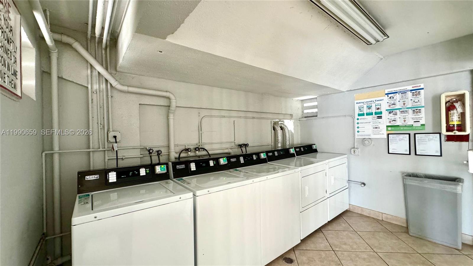 130 S Shore Dr #4B, Miami Beach FL 33141