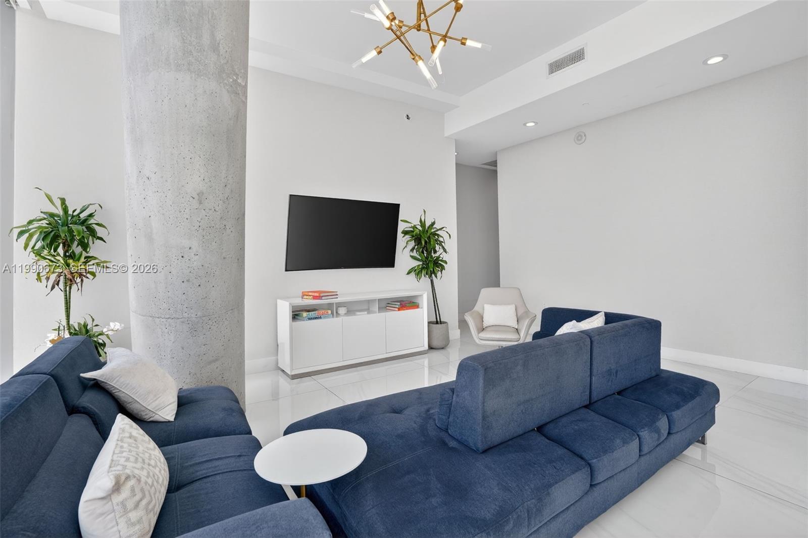 2675 S Bayshore Dr #402S, Miami FL 33133