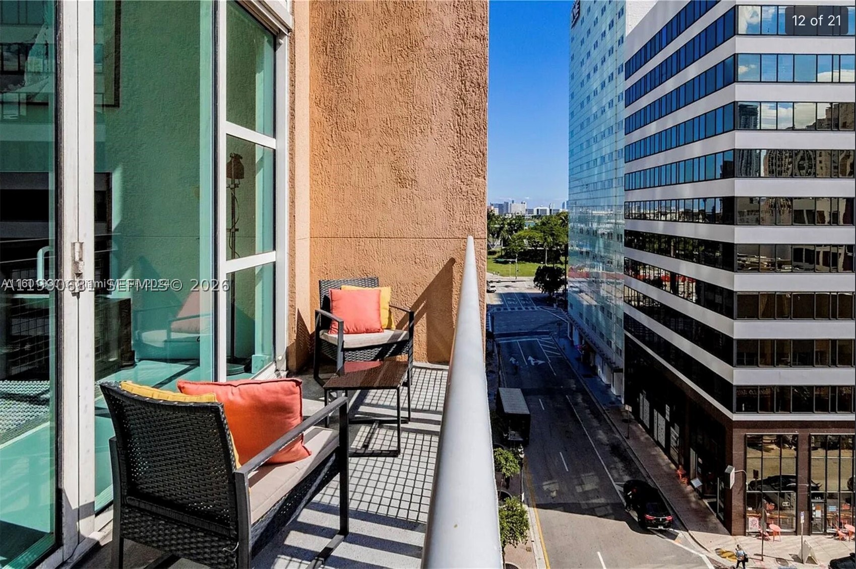 253 NE 2nd St #617, Miami FL 33132