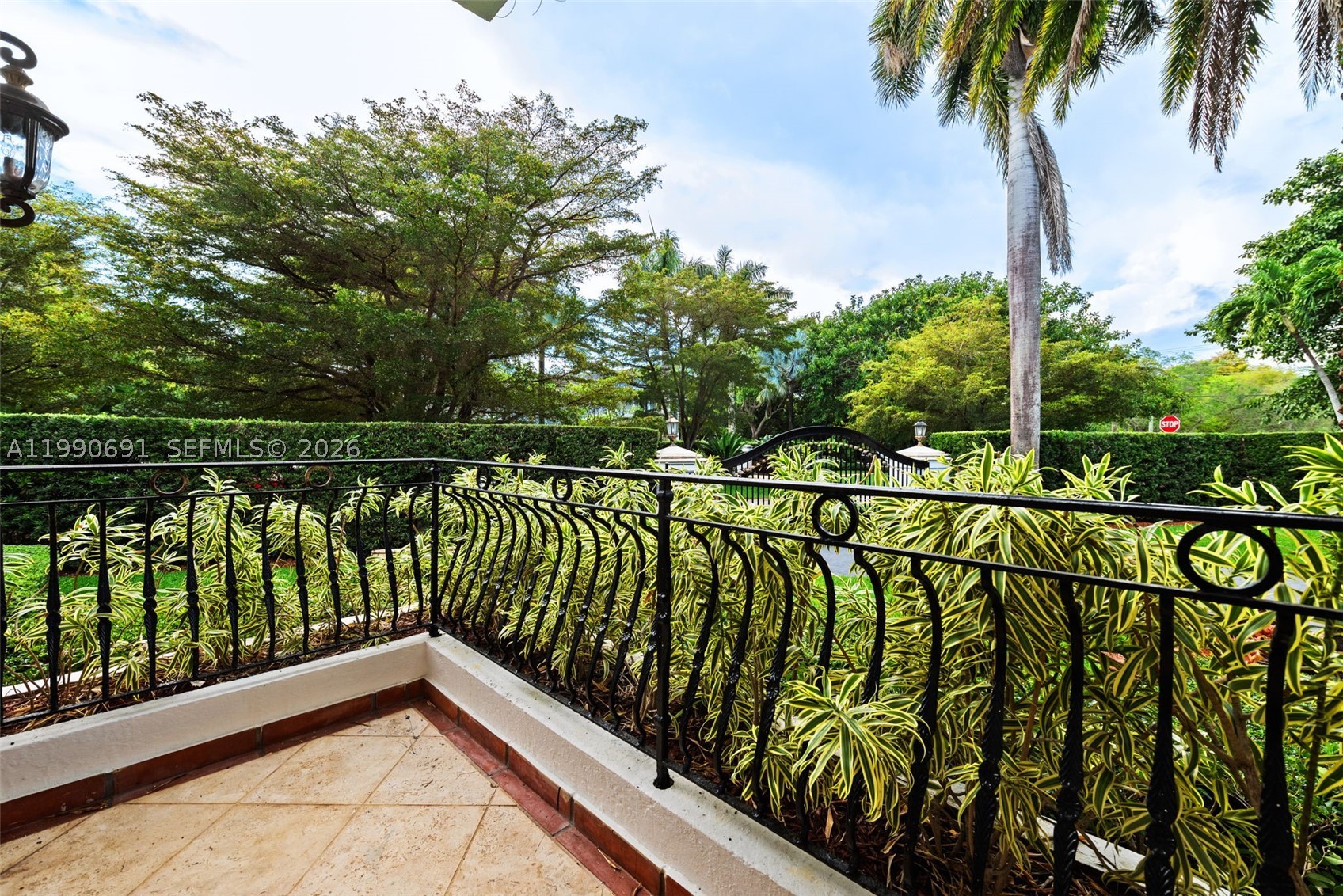 7701 Old Cutler Rd, Coral Gables FL 33143