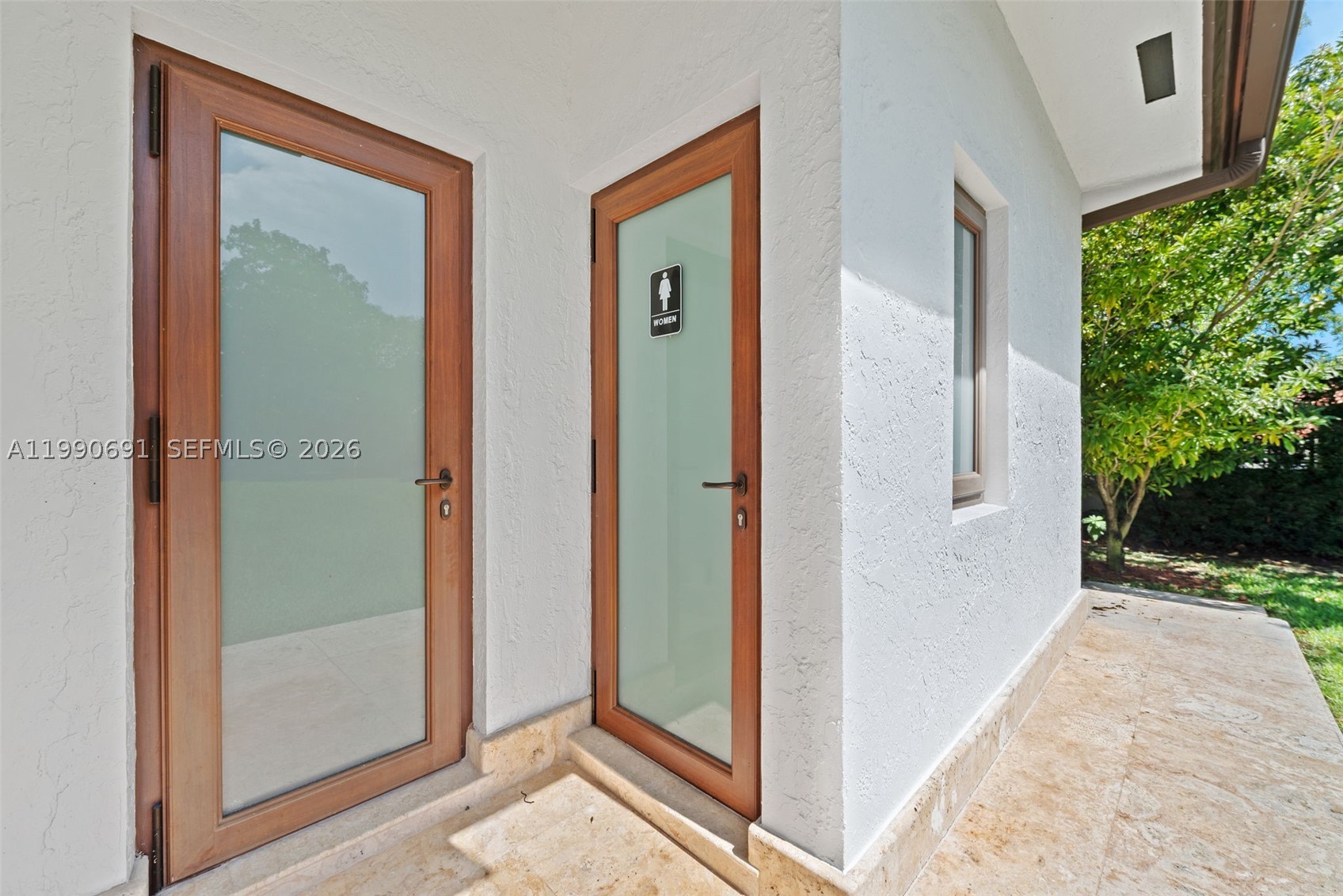 7701 Old Cutler Rd, Coral Gables FL 33143