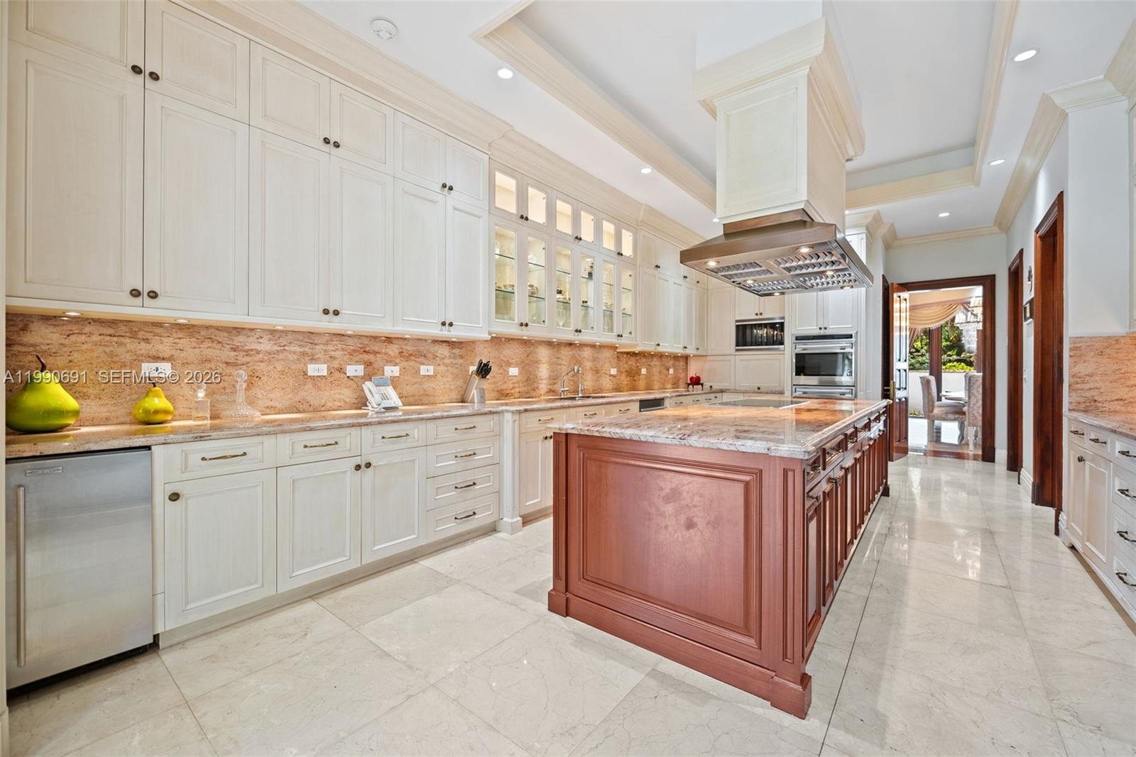 7701 Old Cutler Rd, Coral Gables FL 33143