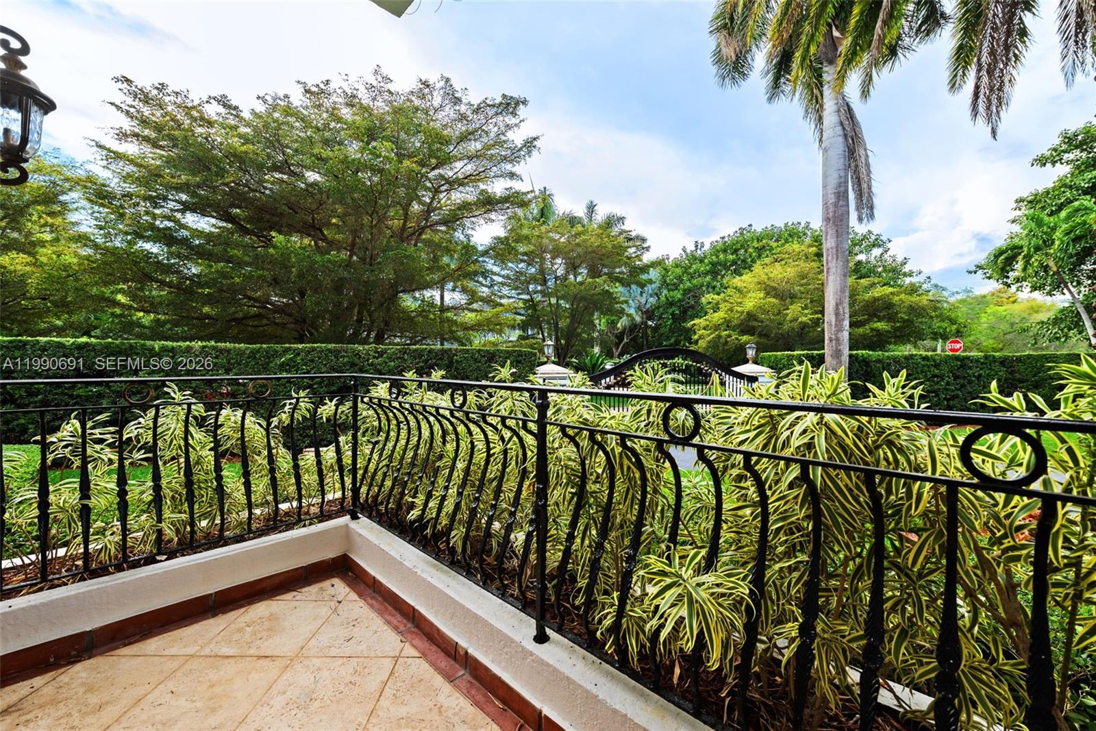 7701 Old Cutler Rd, Coral Gables FL 33143