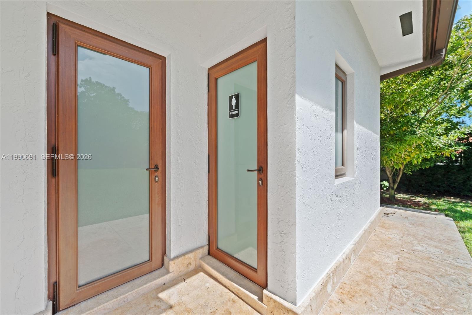 7701 Old Cutler Rd, Coral Gables FL 33143