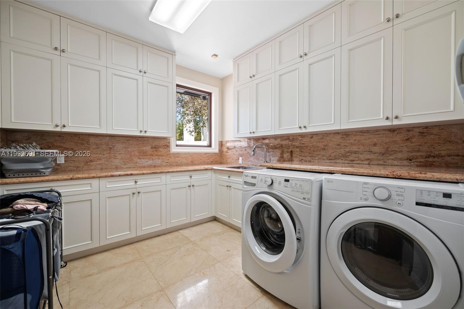 7701 Old Cutler Rd, Coral Gables FL 33143