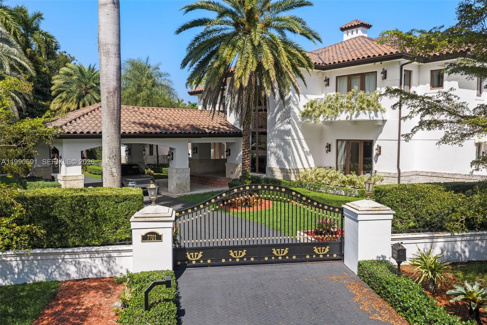 7701 Old Cutler Rd, Coral Gables FL 33143