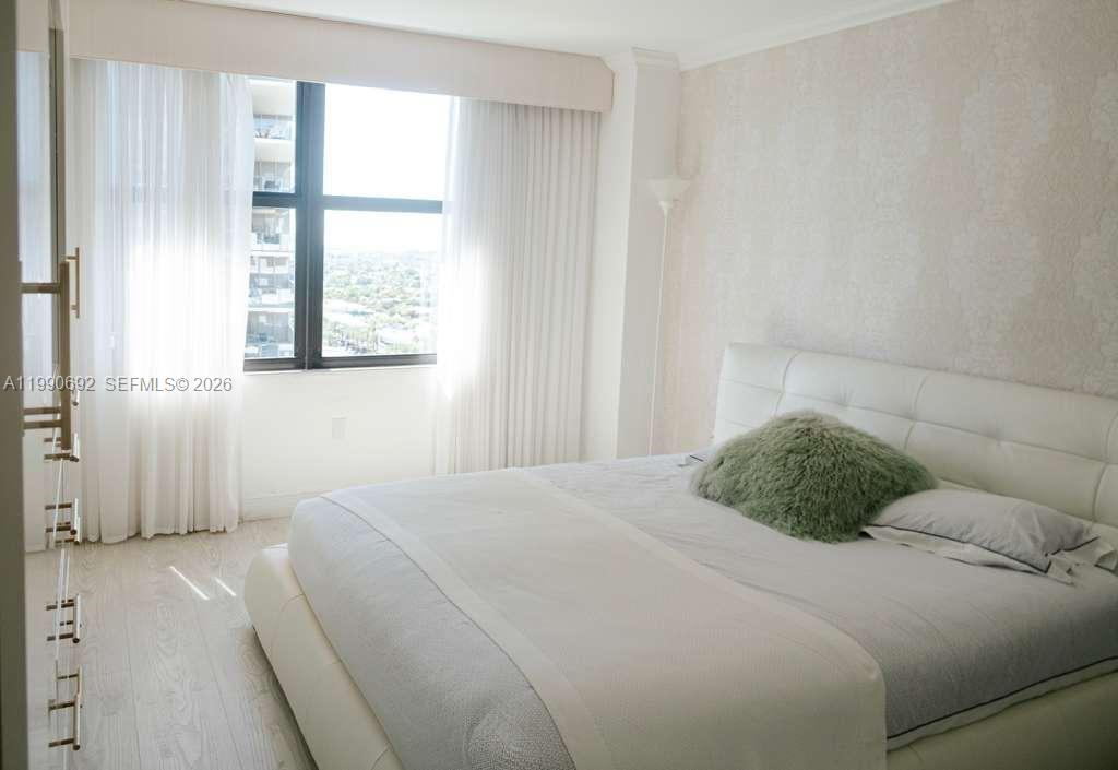 9801 Collins Ave #18U, Bal Harbour FL 33154