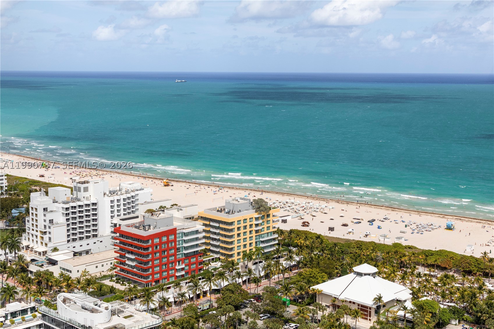 300 S Pointe Dr #3405, Miami Beach FL 33139