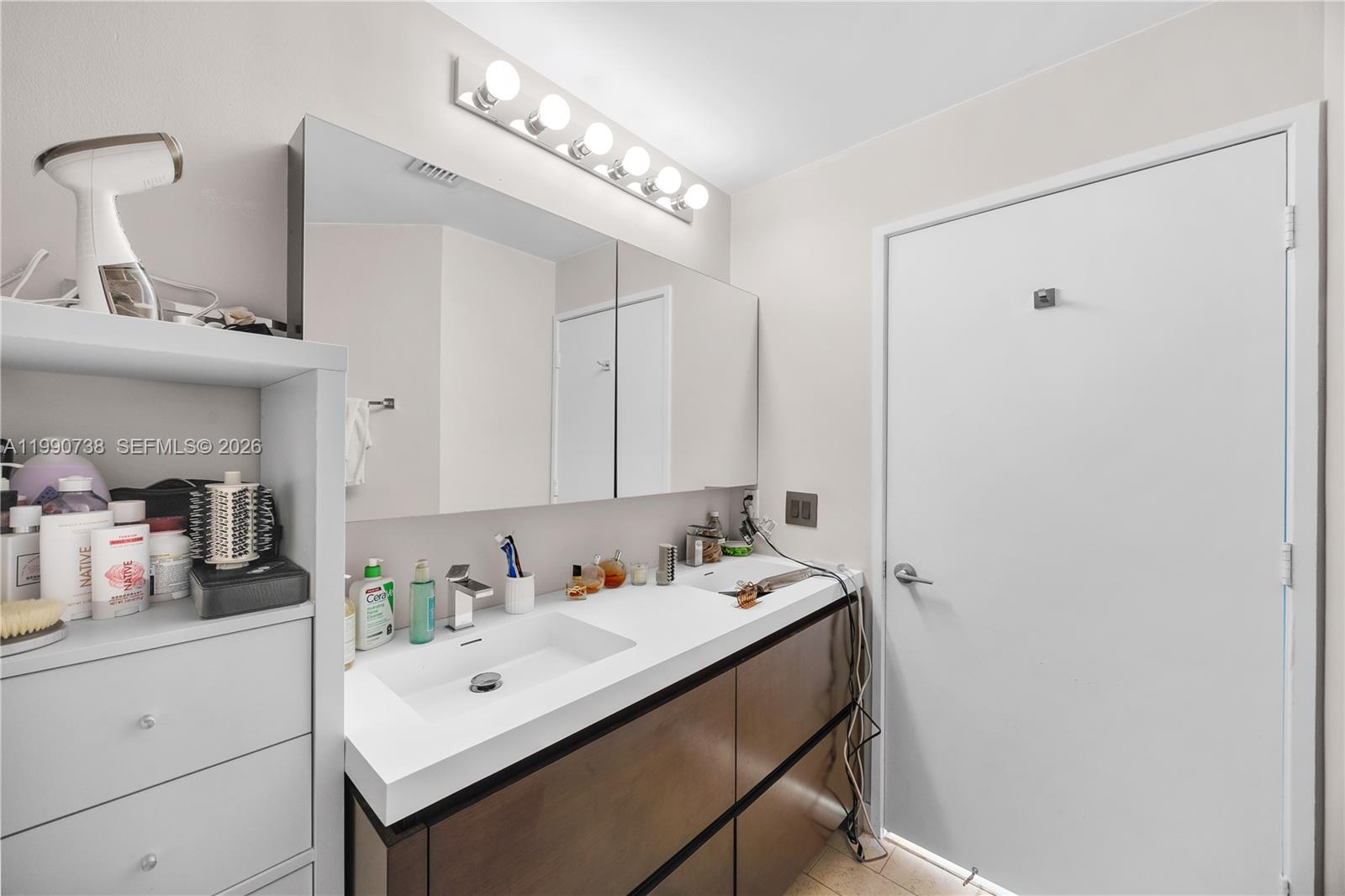 79 SW 12th St #2401-S, Miami FL 33130