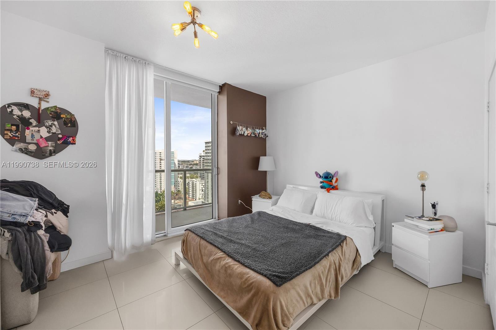 79 SW 12th St #2401-S, Miami FL 33130