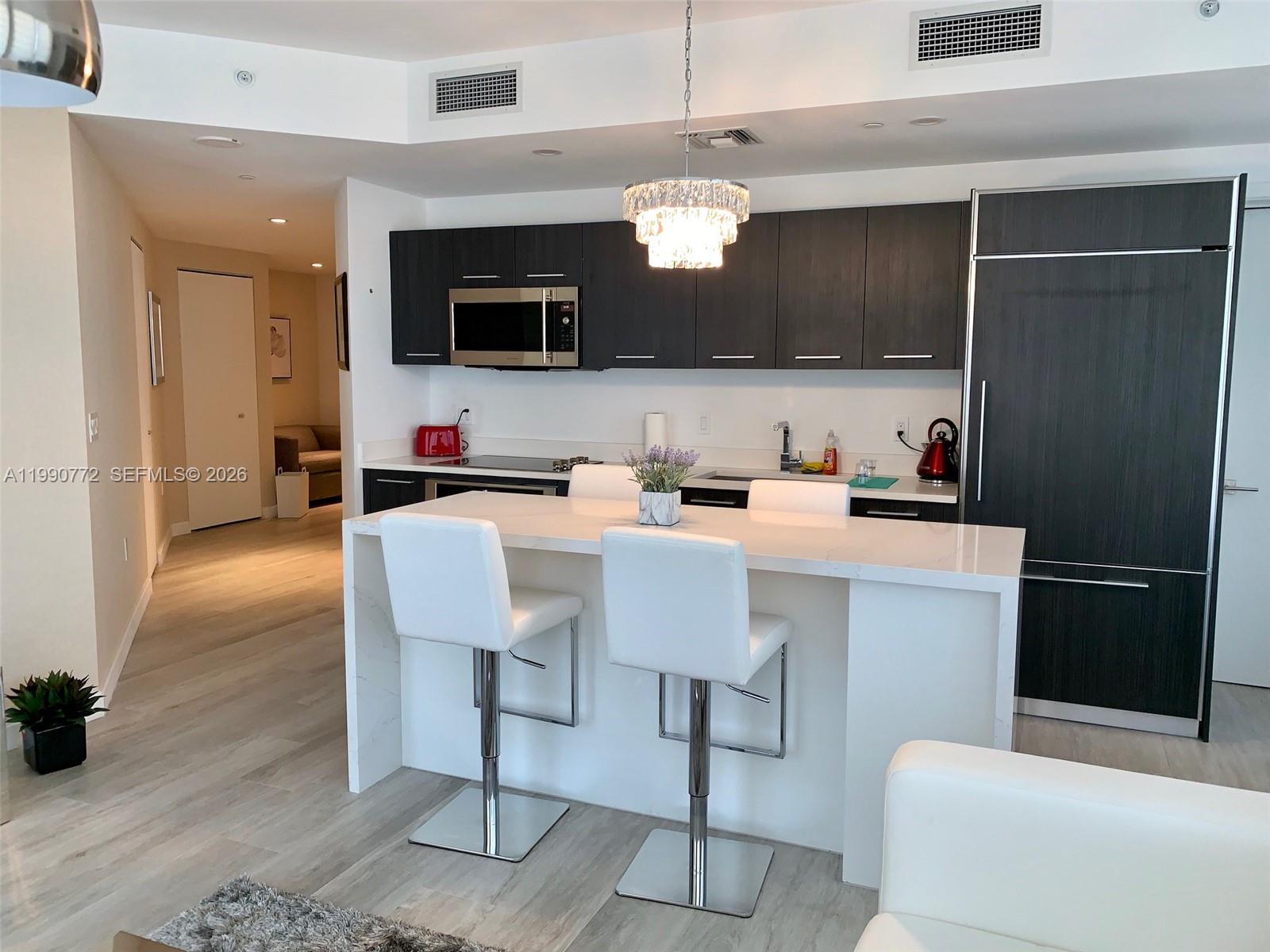 55 SW 9 St #2003, Miami FL 33130