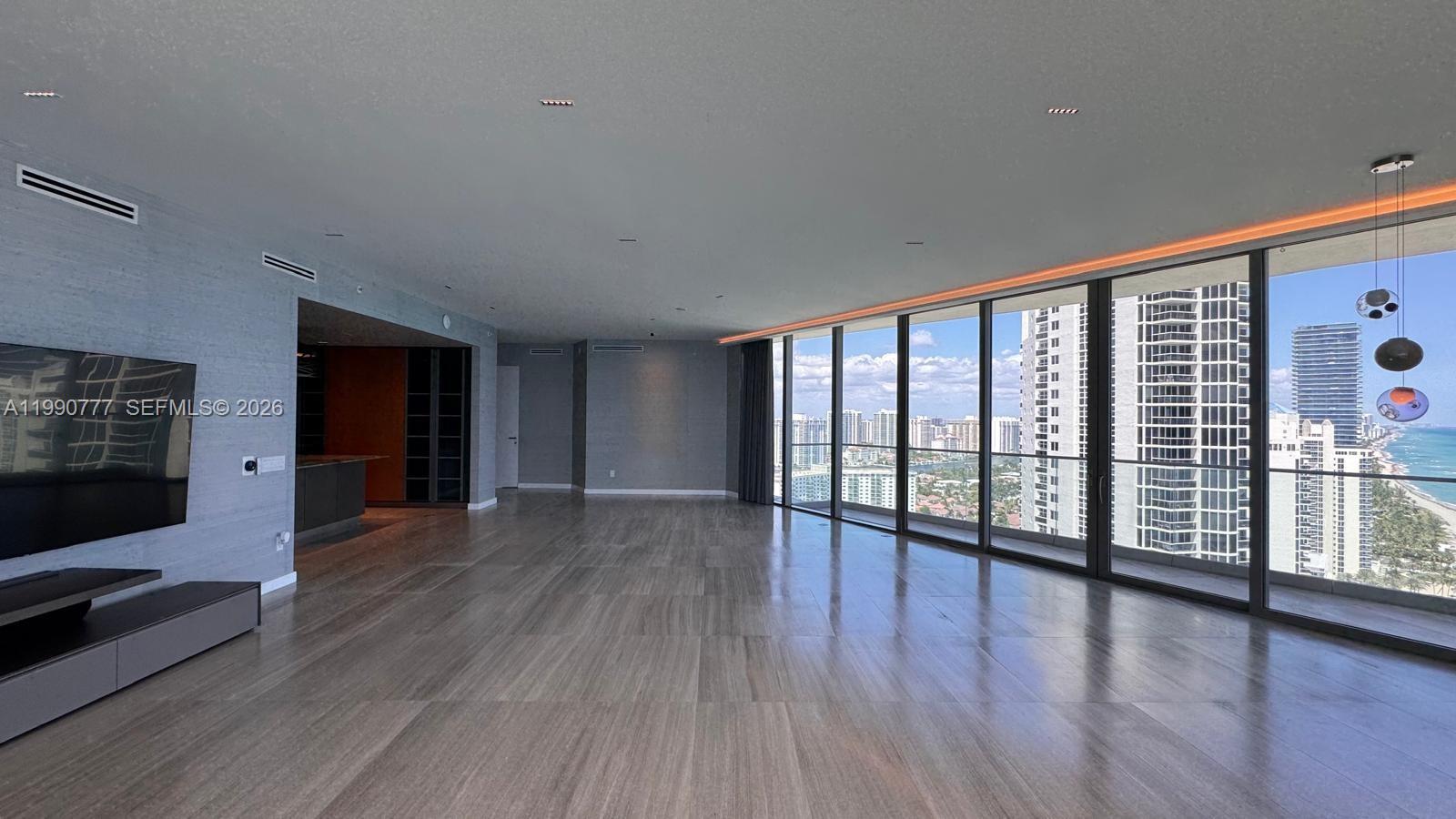 18975 Collins Ave #2500, Sunny Isles Beach FL 33160