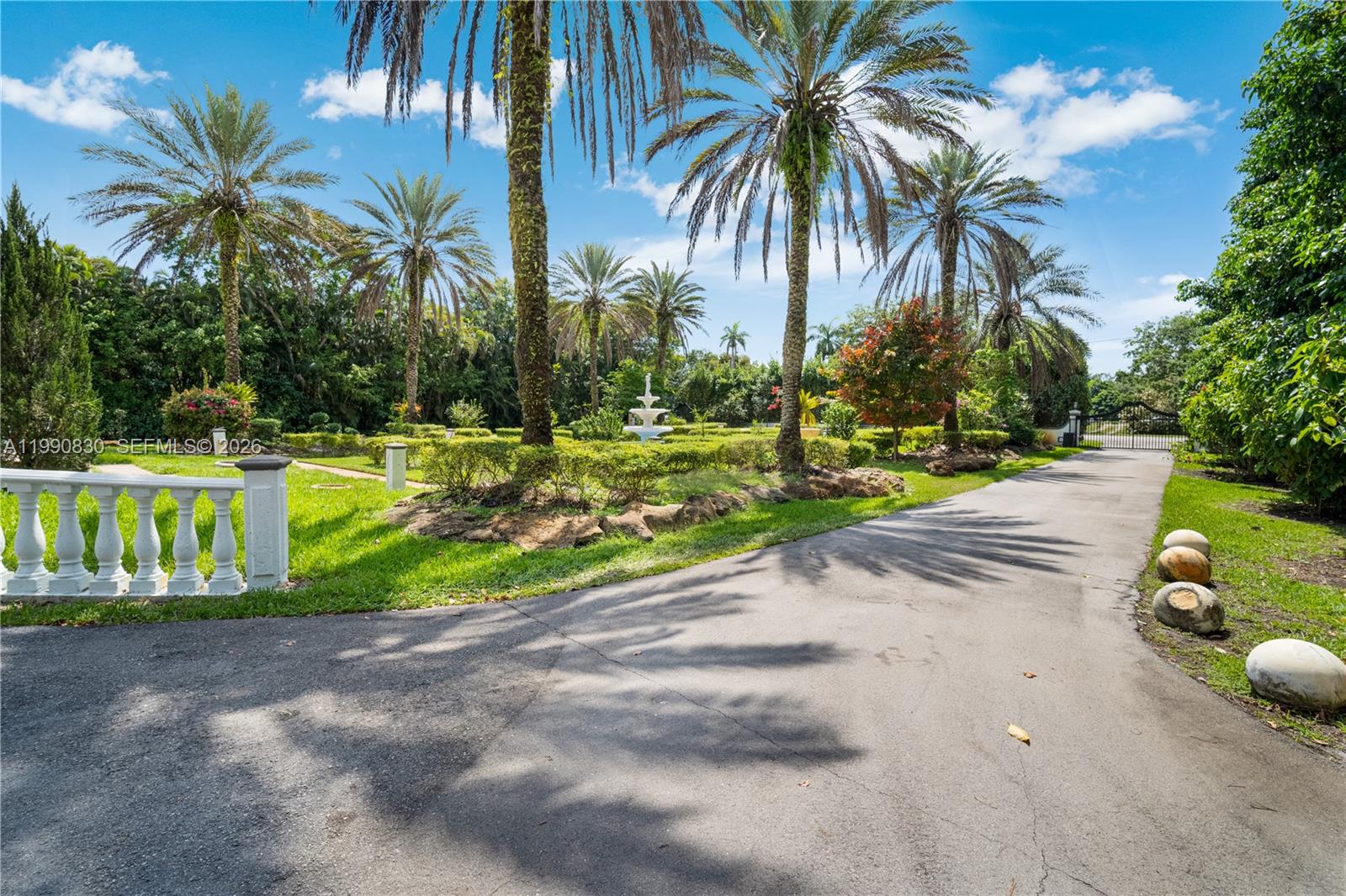 14401 Sunset Ln, Southwest Ranches FL 33330