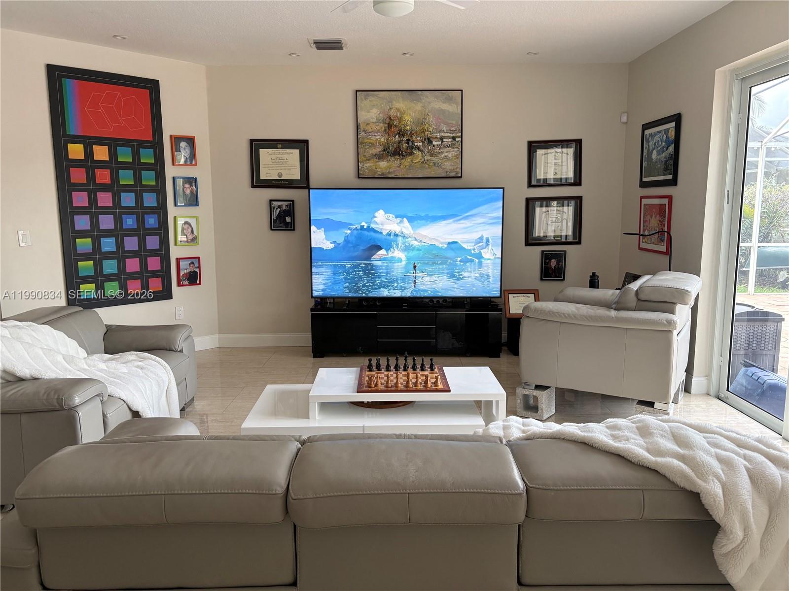 12513 NW 18th Mnr, Pembroke Pines FL 33028