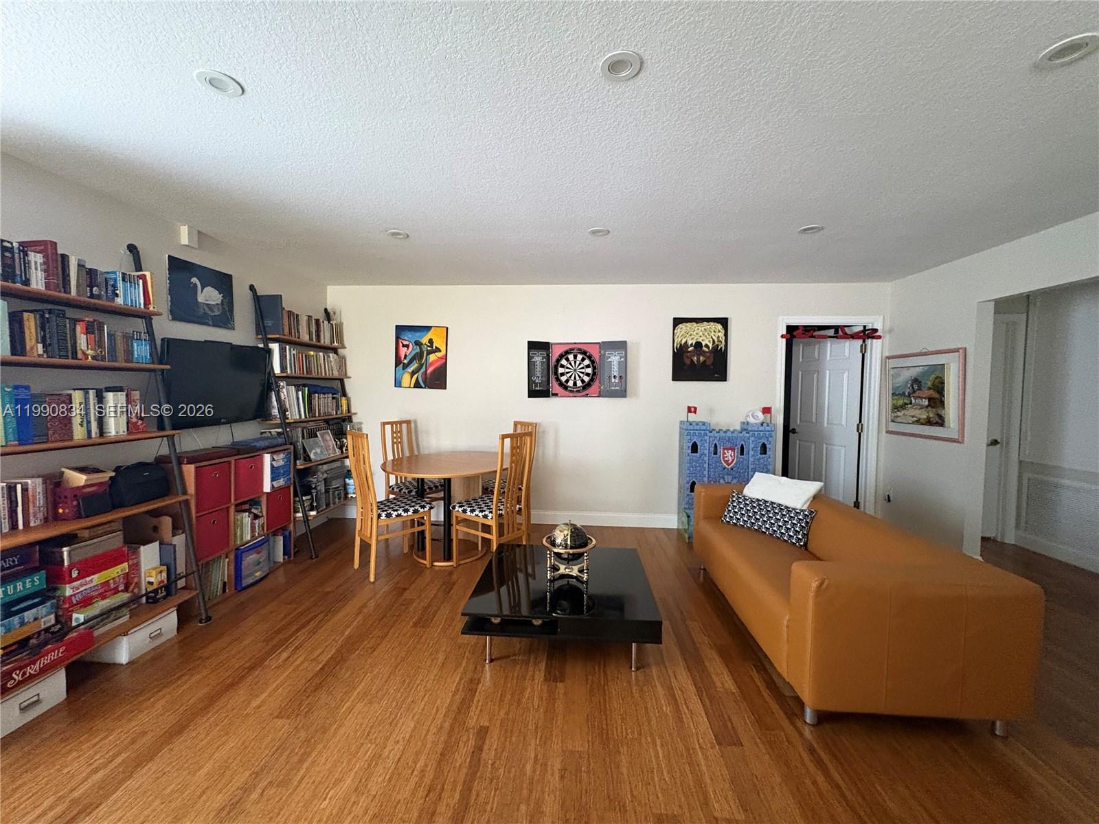 12513 NW 18th Mnr, Pembroke Pines FL 33028