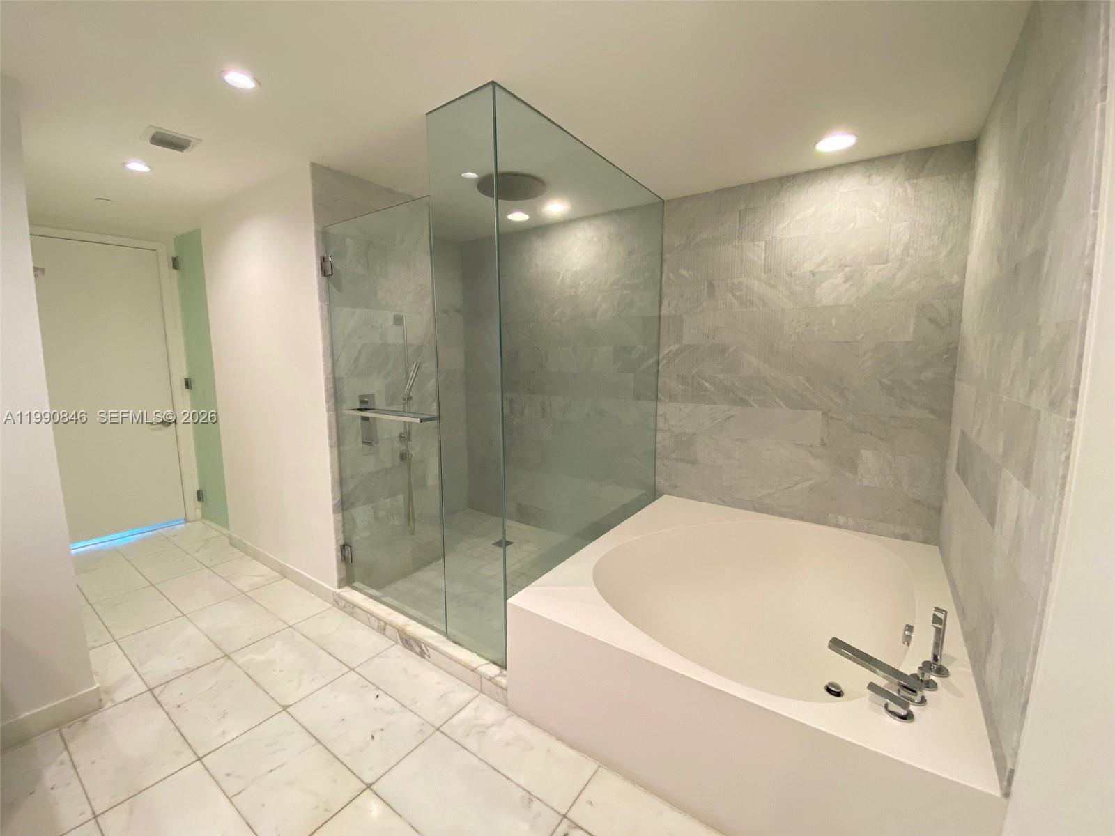 10203 Collins Ave #905, Bal Harbour FL 33154