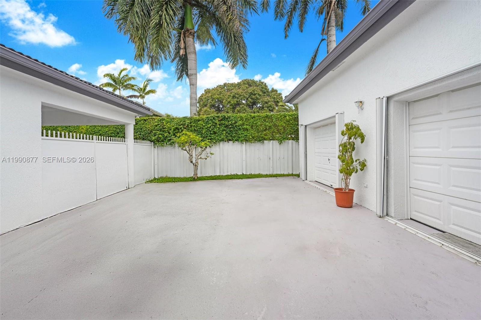 69 S Royal Poinciana Boulevard, Miami Springs FL 33166