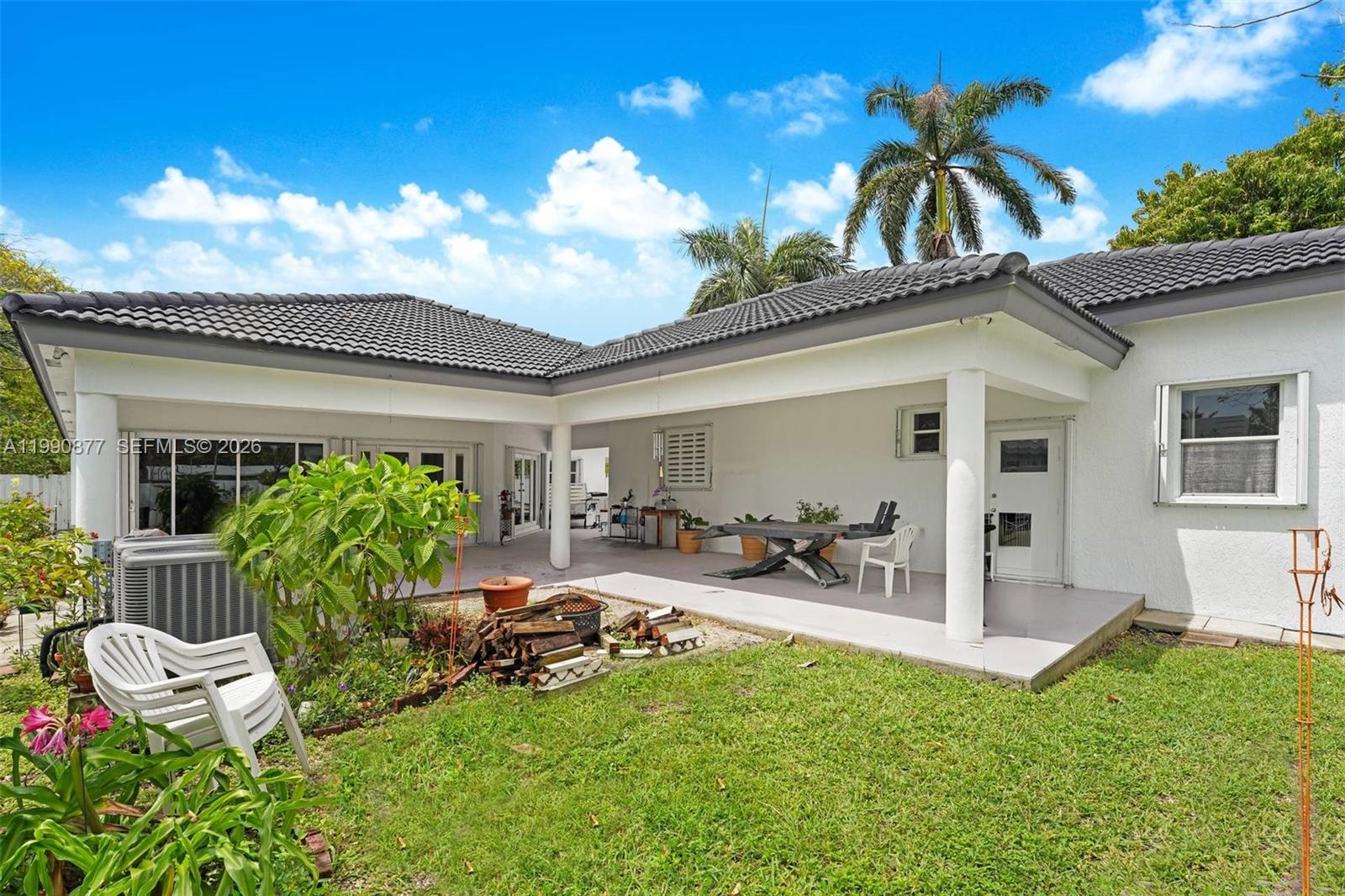 69 S Royal Poinciana Boulevard, Miami Springs FL 33166
