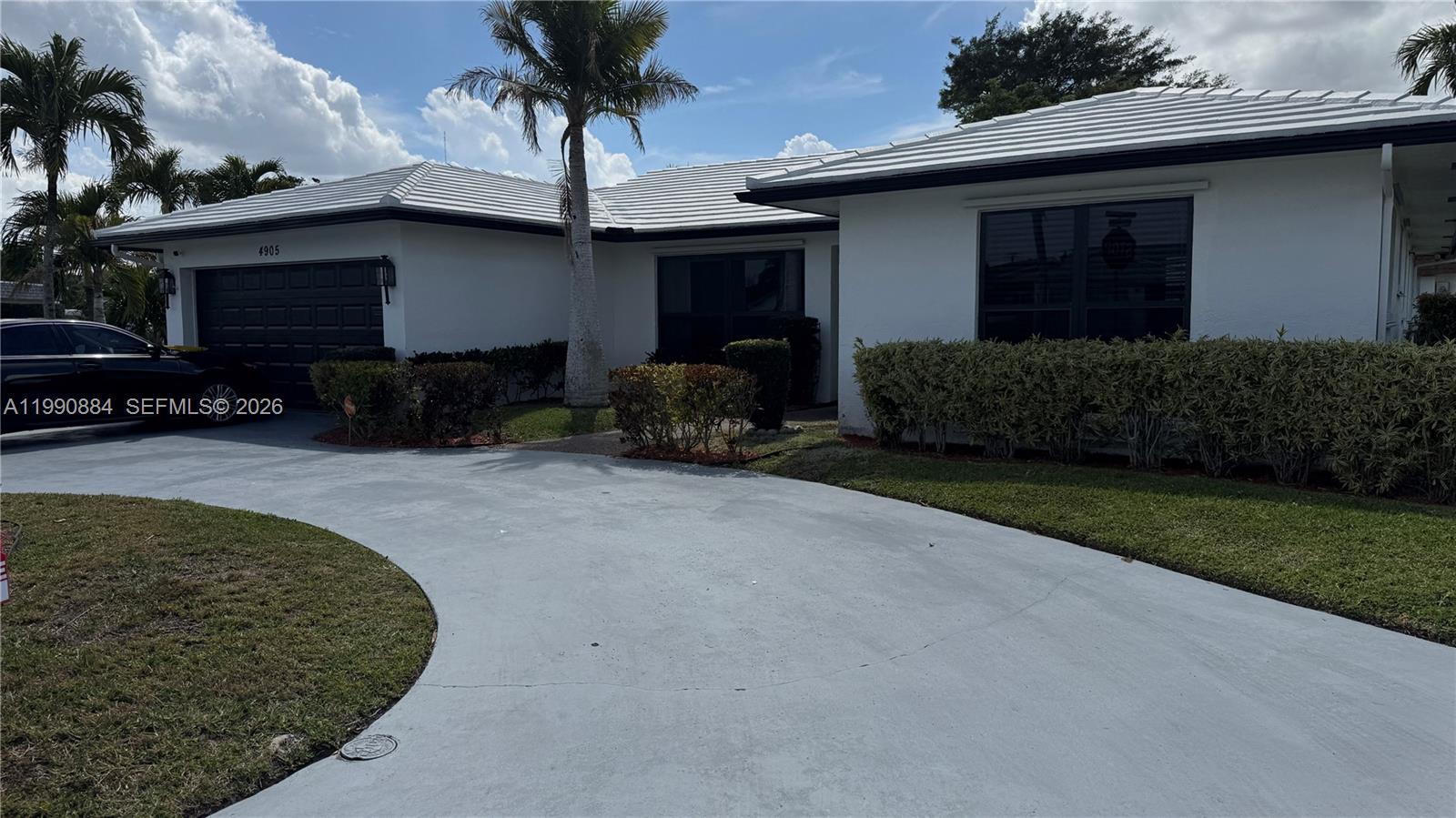 4905 Bayberry Ln, Tamarac FL 33319