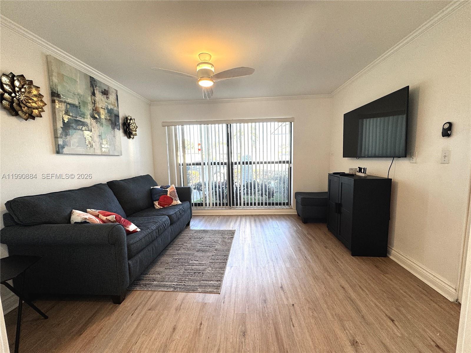 4905 Bayberry Ln, Tamarac FL 33319