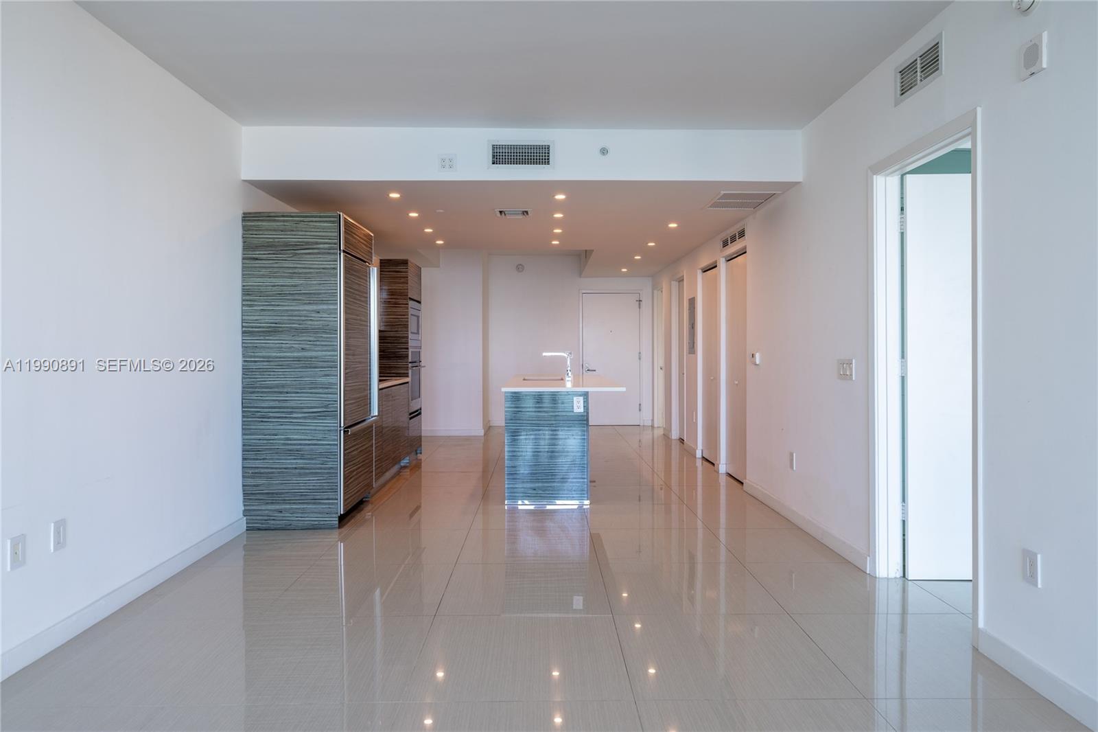 460 NE 28th St #707, Miami FL 33137