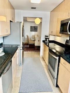 801 Brickell Key Blvd #3008, Miami FL 33131