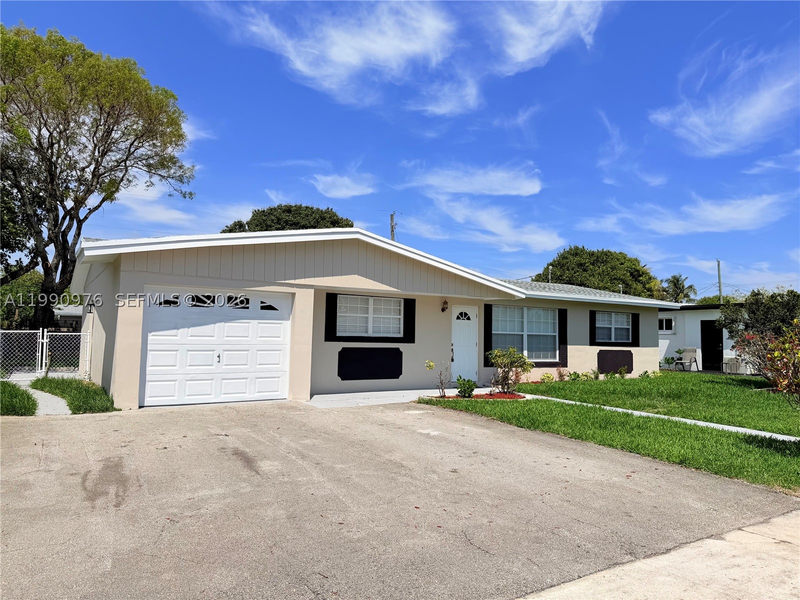 4731 NW 11th St, Lauderhill FL 33313