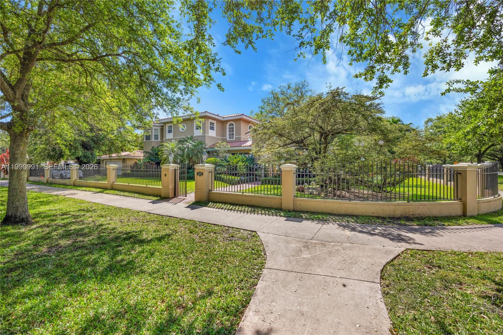 6200 Granada Blvd, Coral Gables FL 33146