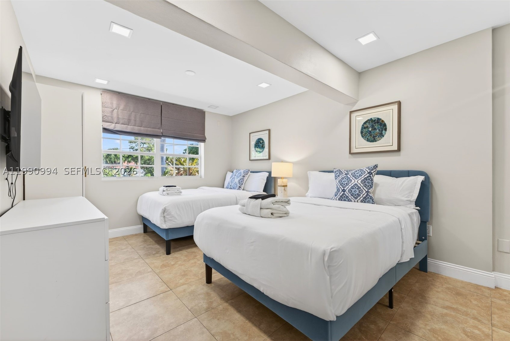 1661 Bel Air Ave, Lauderdale By The Sea FL 33062