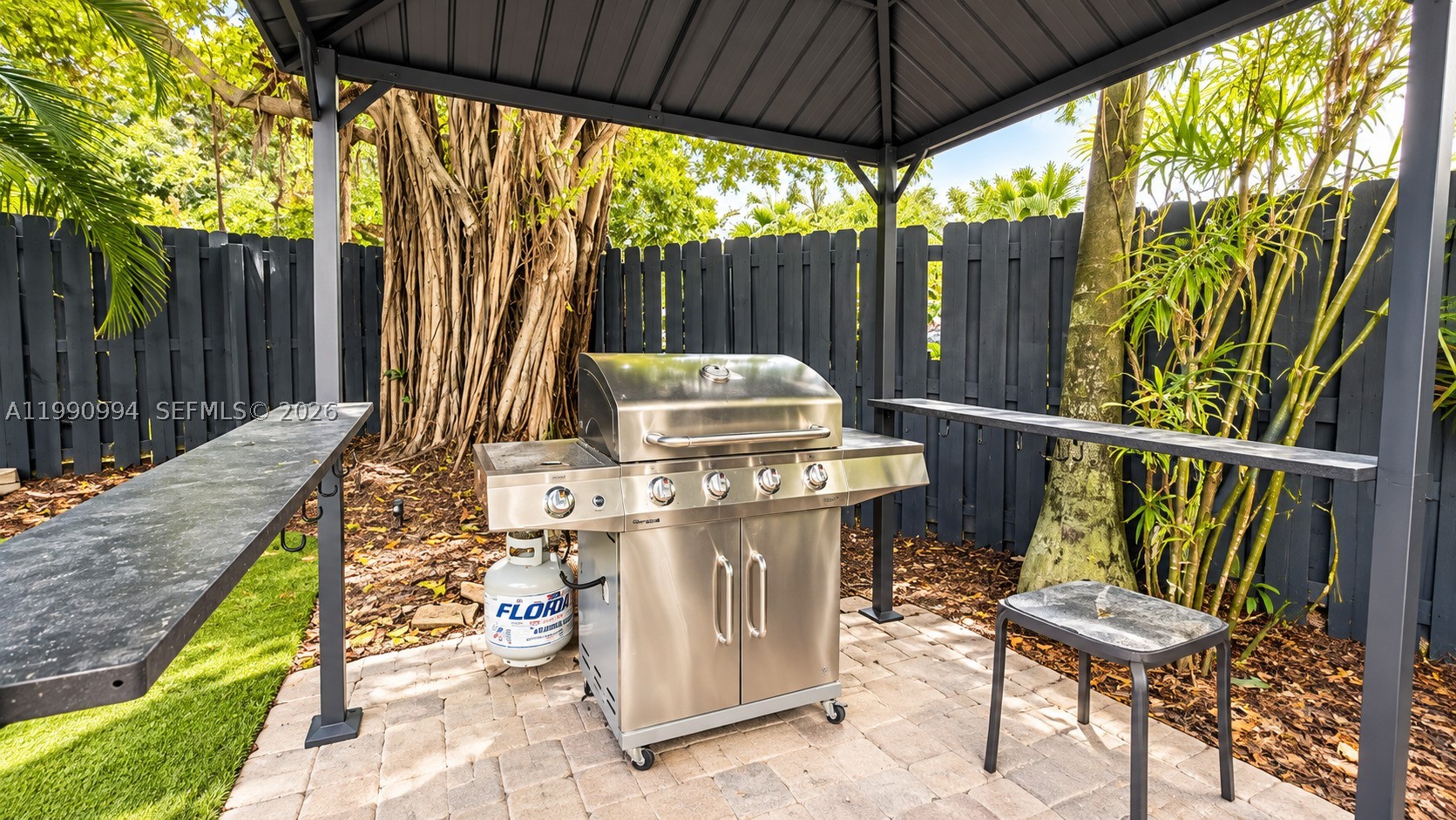 1661 Bel Air Ave, Lauderdale By The Sea FL 33062